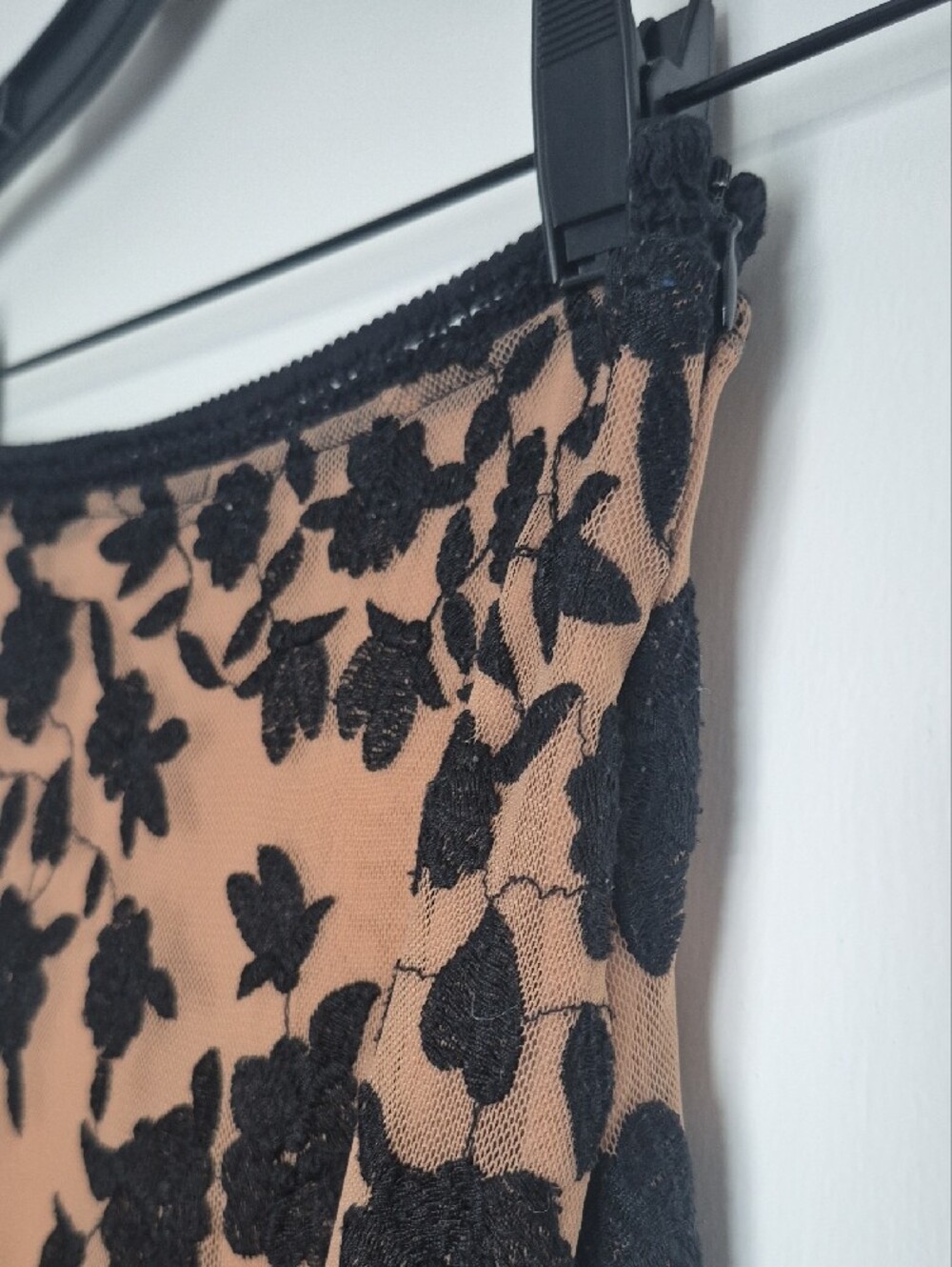 For Love & Lemons Black Floral Appliqué Mesh Set, Small - Picture 12 of 17